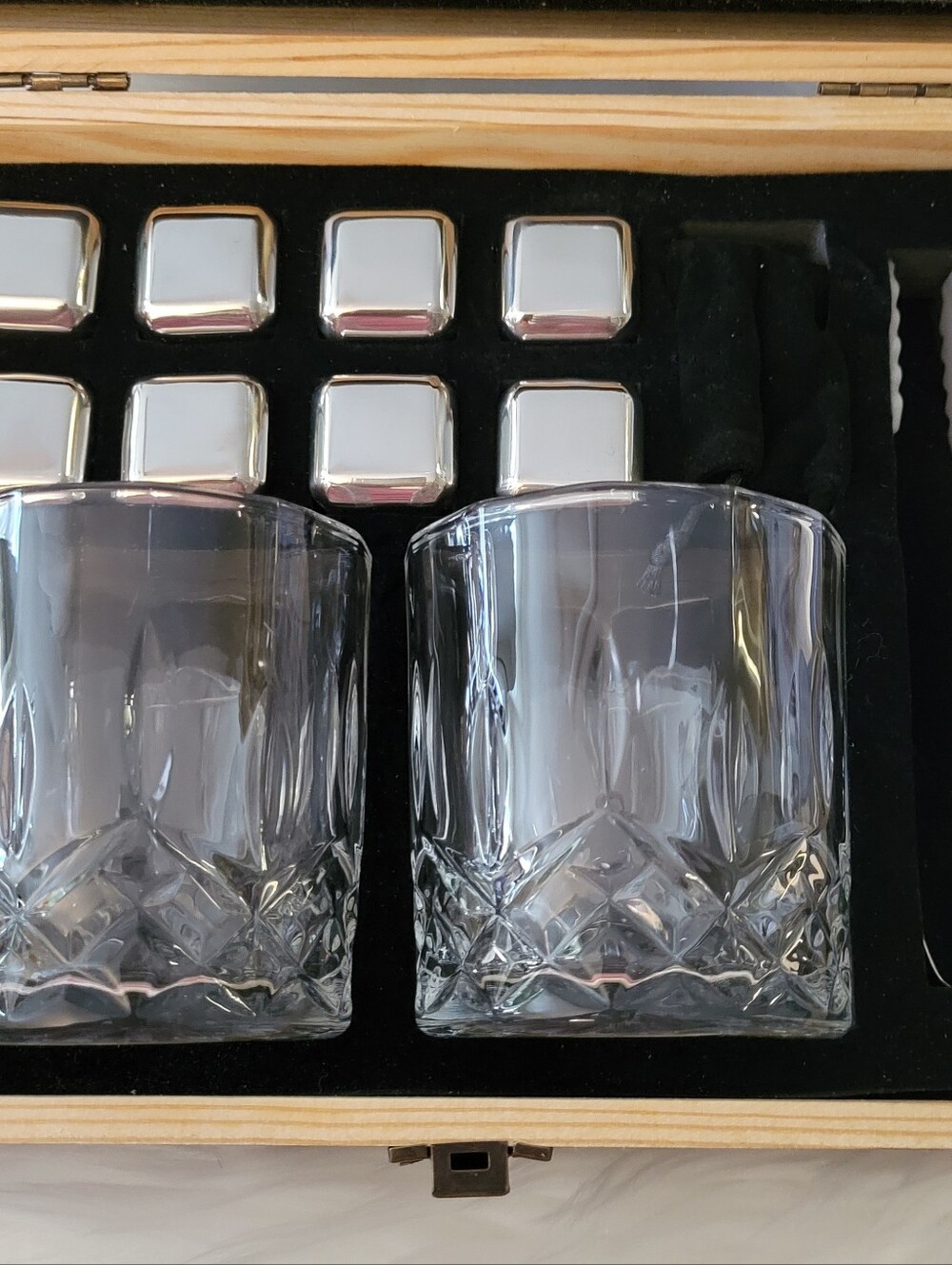Cut Crystal Rocks Glasses Set with Stainless Steel Chillers